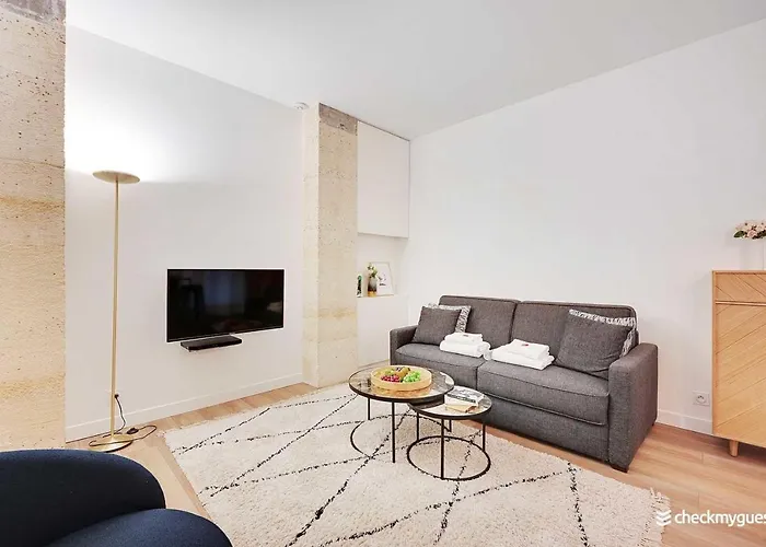 Appartement Modern - 2br-6p- Oberkampf-republique Parijs